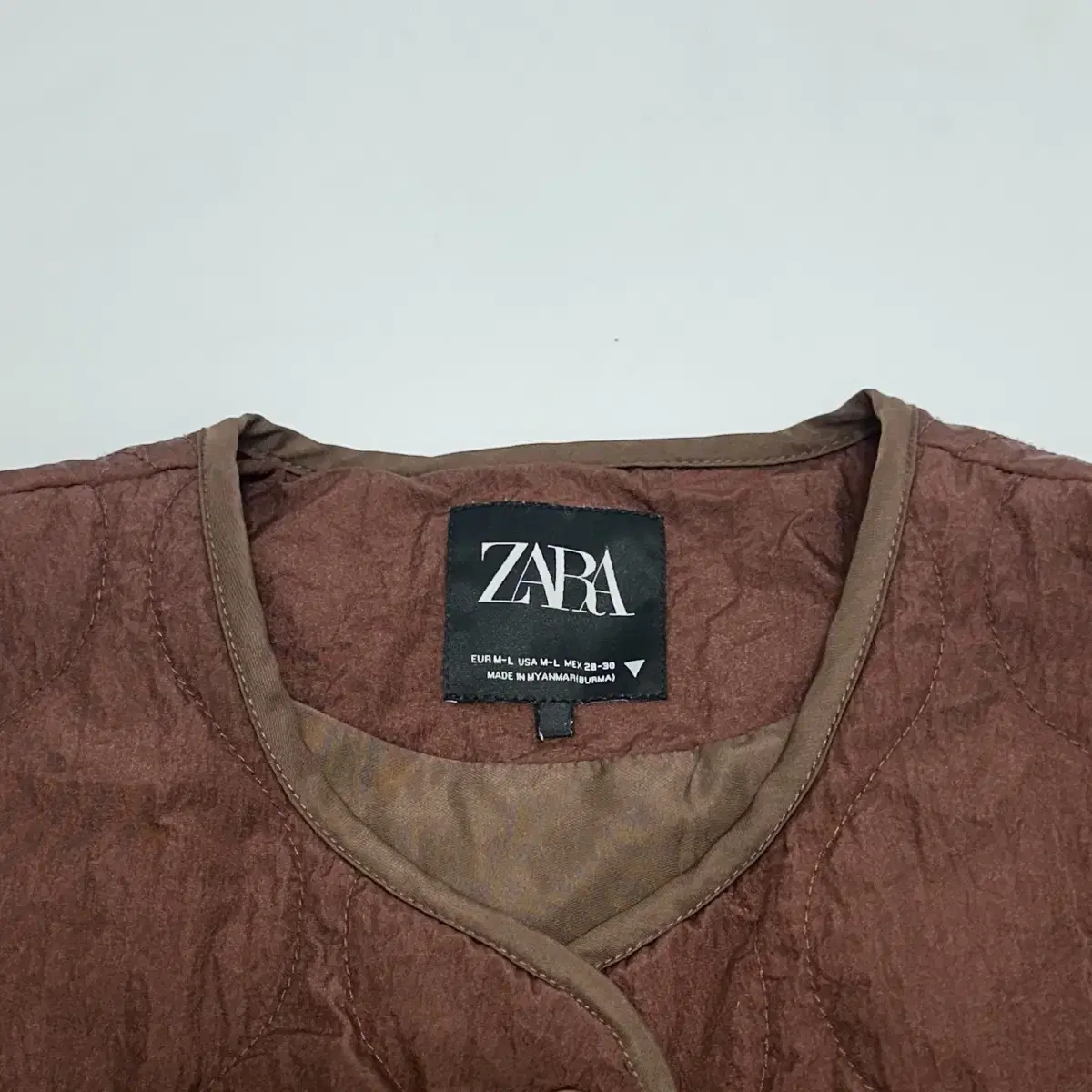 자라 ZARA 퀄팅 누빔 크루넥 자켓