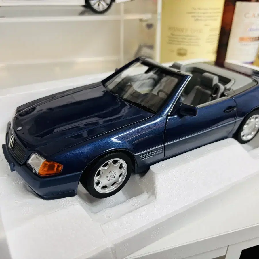 1:18 노레브 메르세데스 벤츠 500SL 다이캐스트 자동차모형