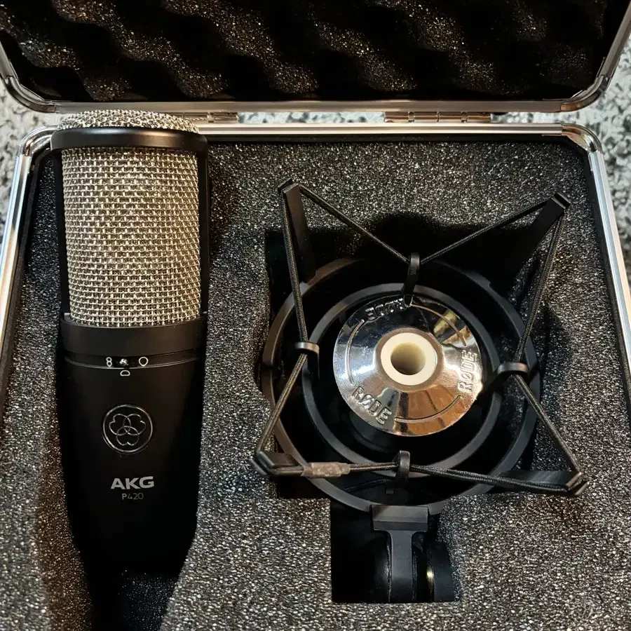 Akg p420 콘덴서 마이크