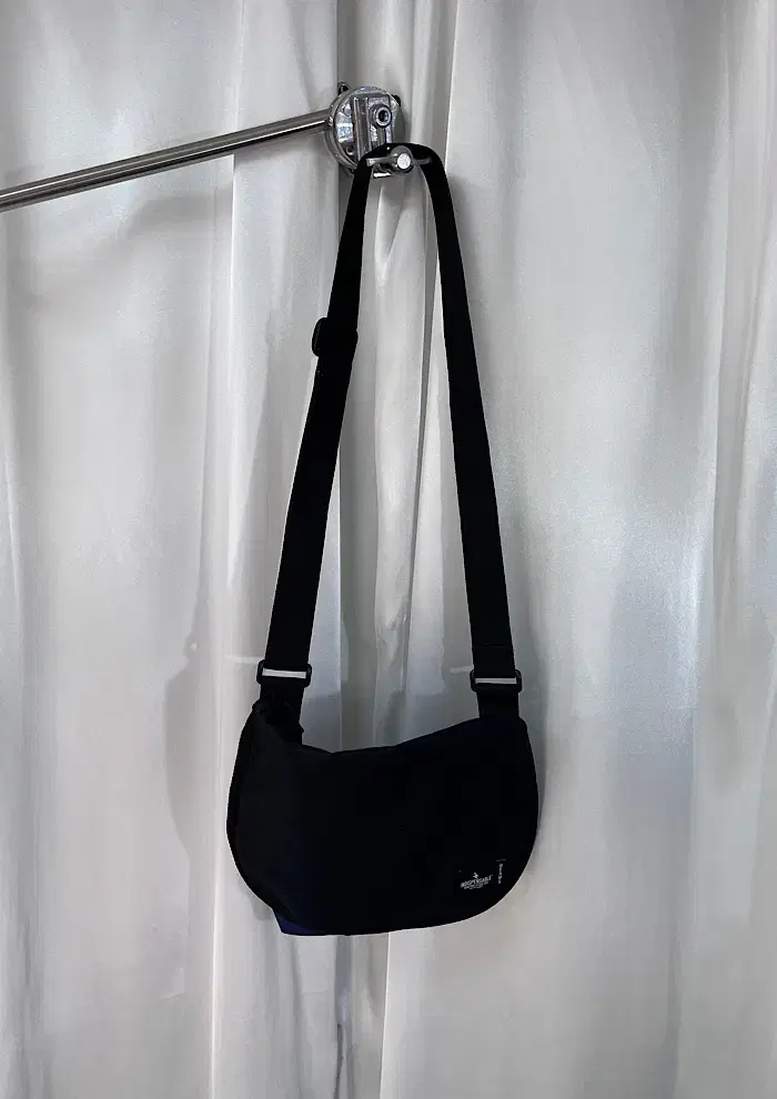 INDISPENSABLE BEAMS bag