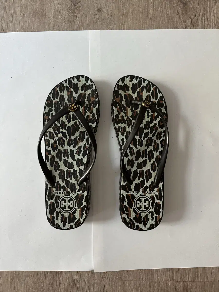 TORY BURCH WEDGE / 토리 버치 웨지 슬리퍼 쪼리