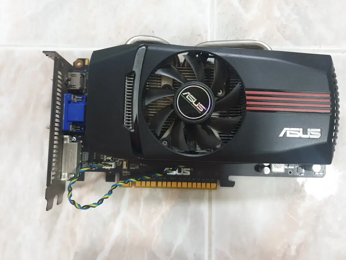 아수스 GTX550Ti 1.5만원