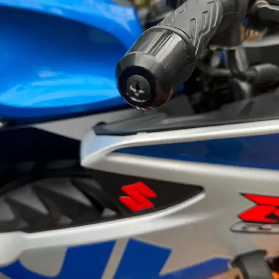 스즈키 gsx r125 판매