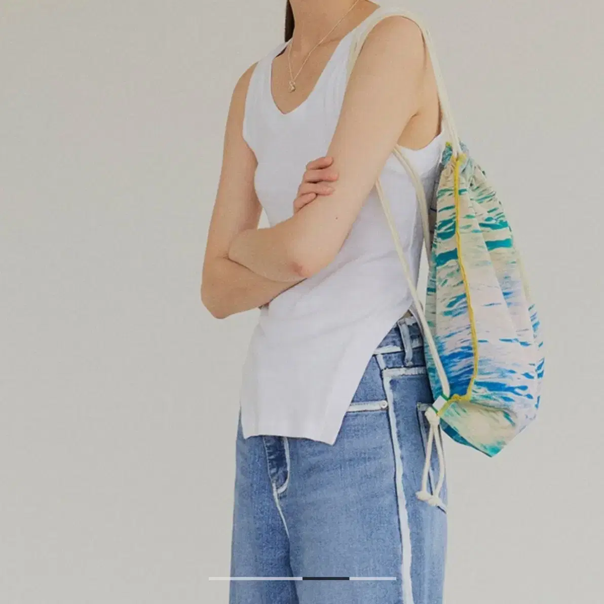 리즘 water glow string bag