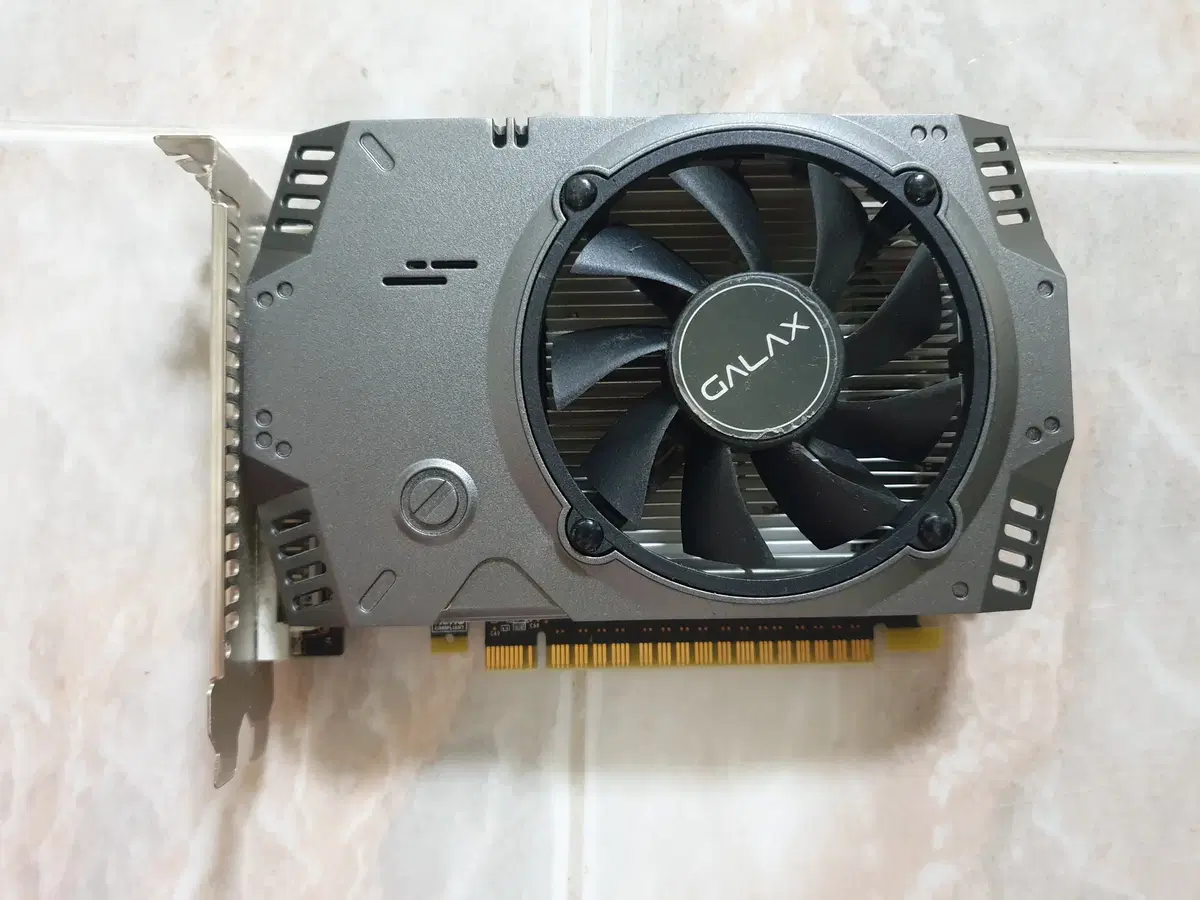 갤럭시 GTX 730 2g 2.5만원