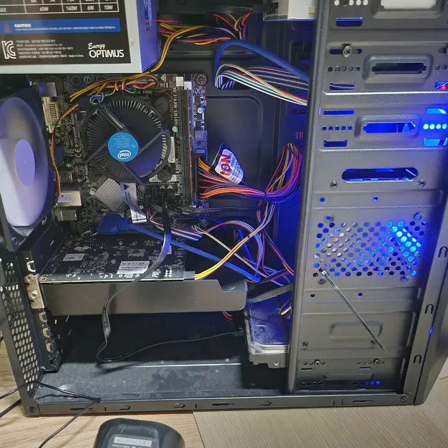 i5 4460 h81 Gtx650 hdd500 등등 택포 팝니다