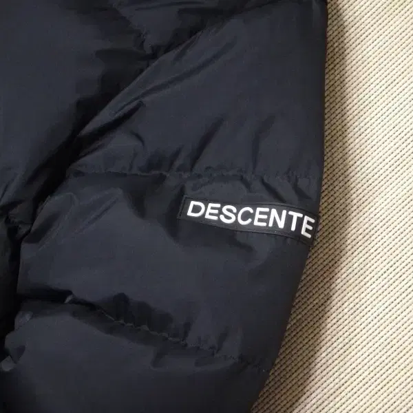 (100) 데상트 DESCENTE 남성 블랙 다운 롱패딩