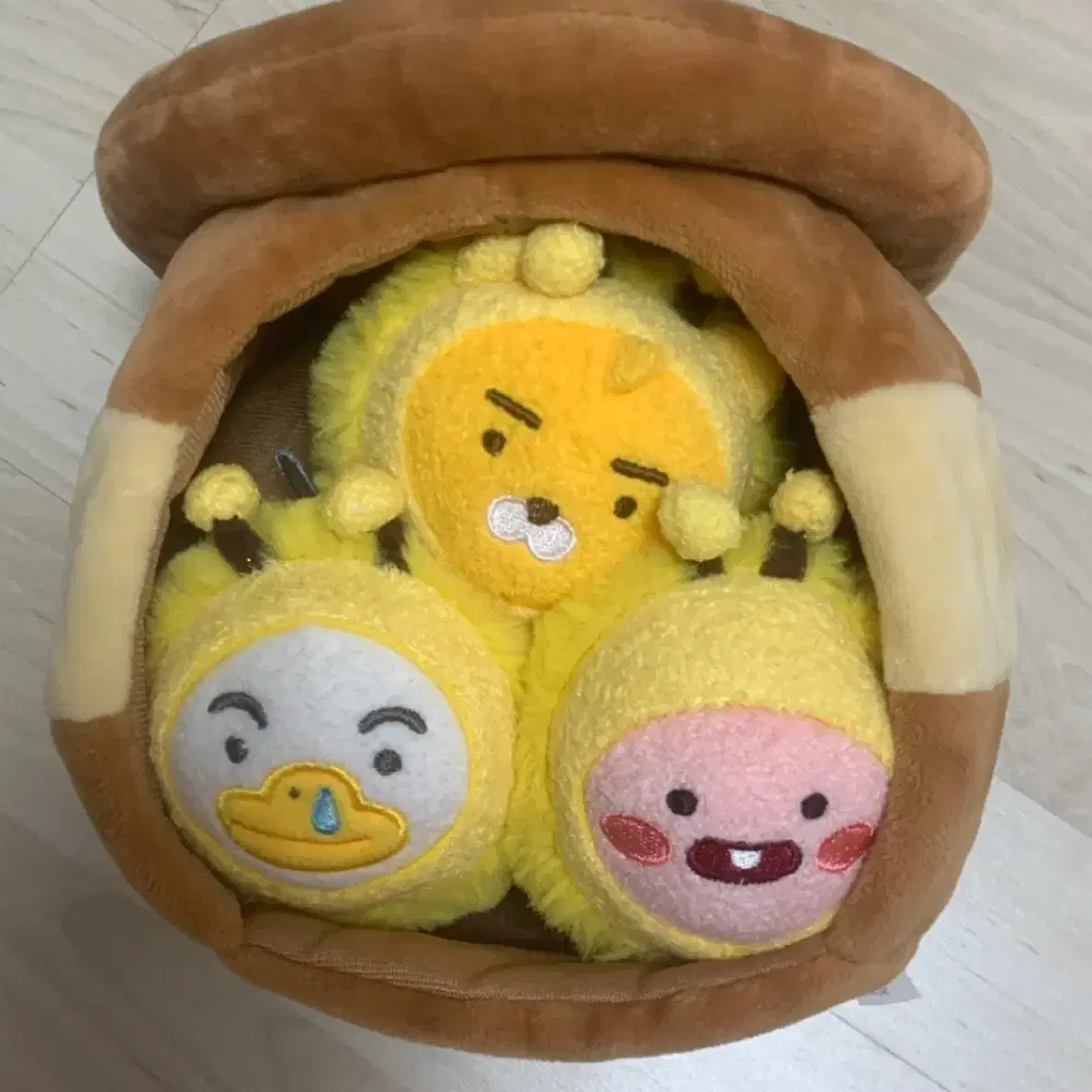 카카오프렌즈 꿀벌 인형 팔아요