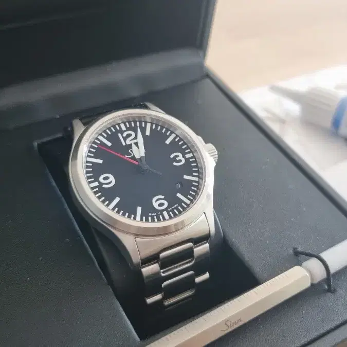 sinn 556 a rs 스틸 풀박스 팝니다. 상태 좋음