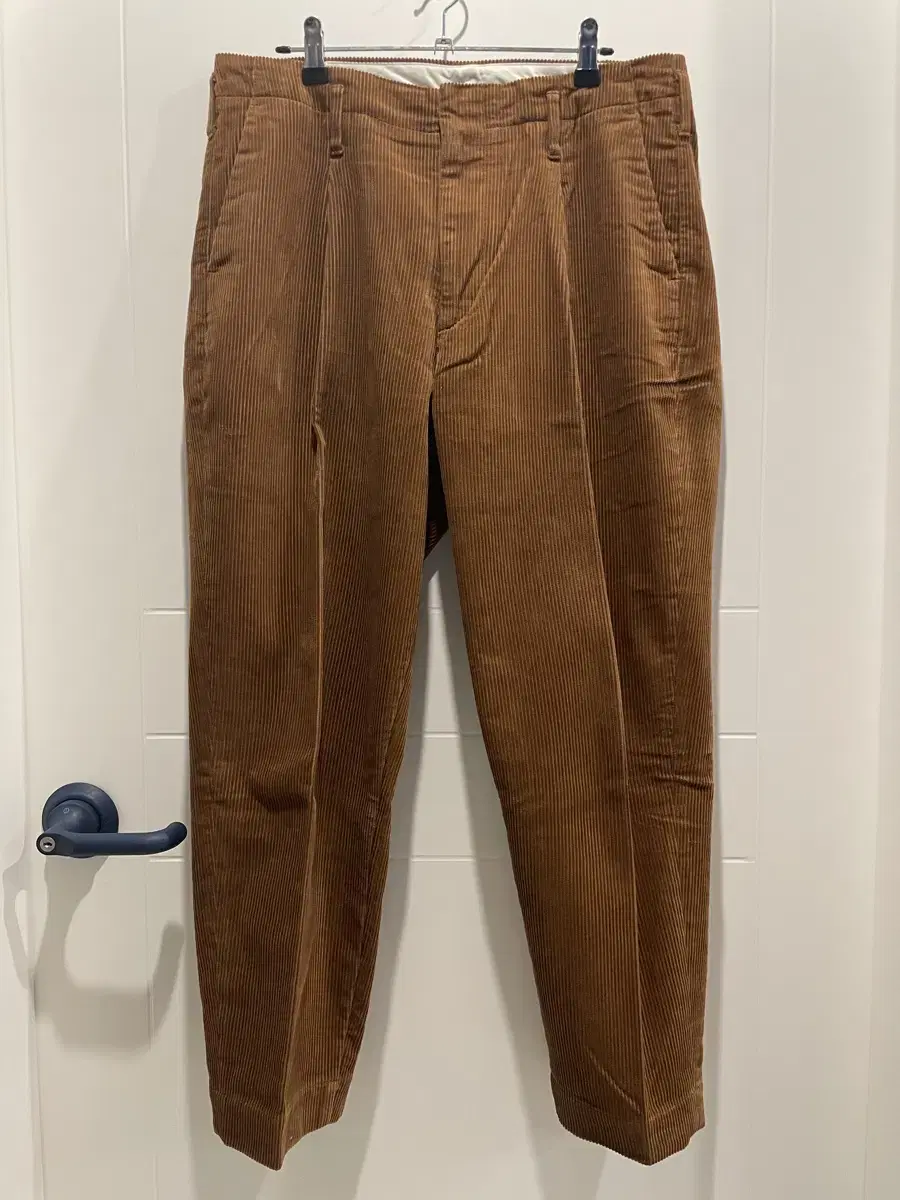 BEAUTY & YOUTH Brown Corduroy Pant