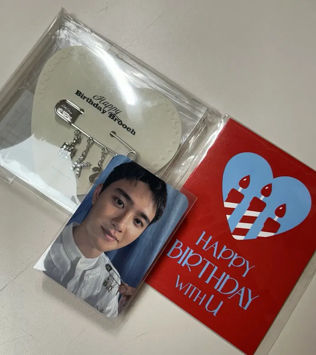 도경수 생일축하카드 포카 브로치