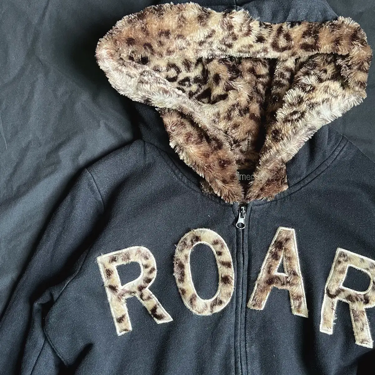 (aimerfeel) leopard fur zip-up hood