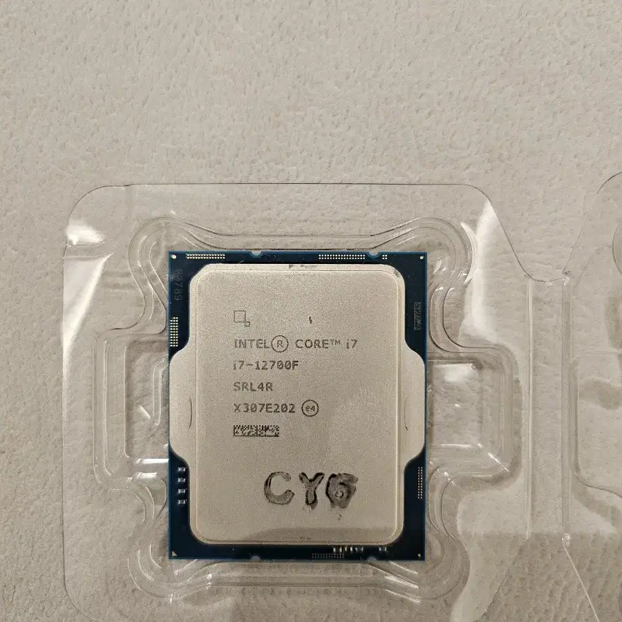 인텔i7-12700F CPU