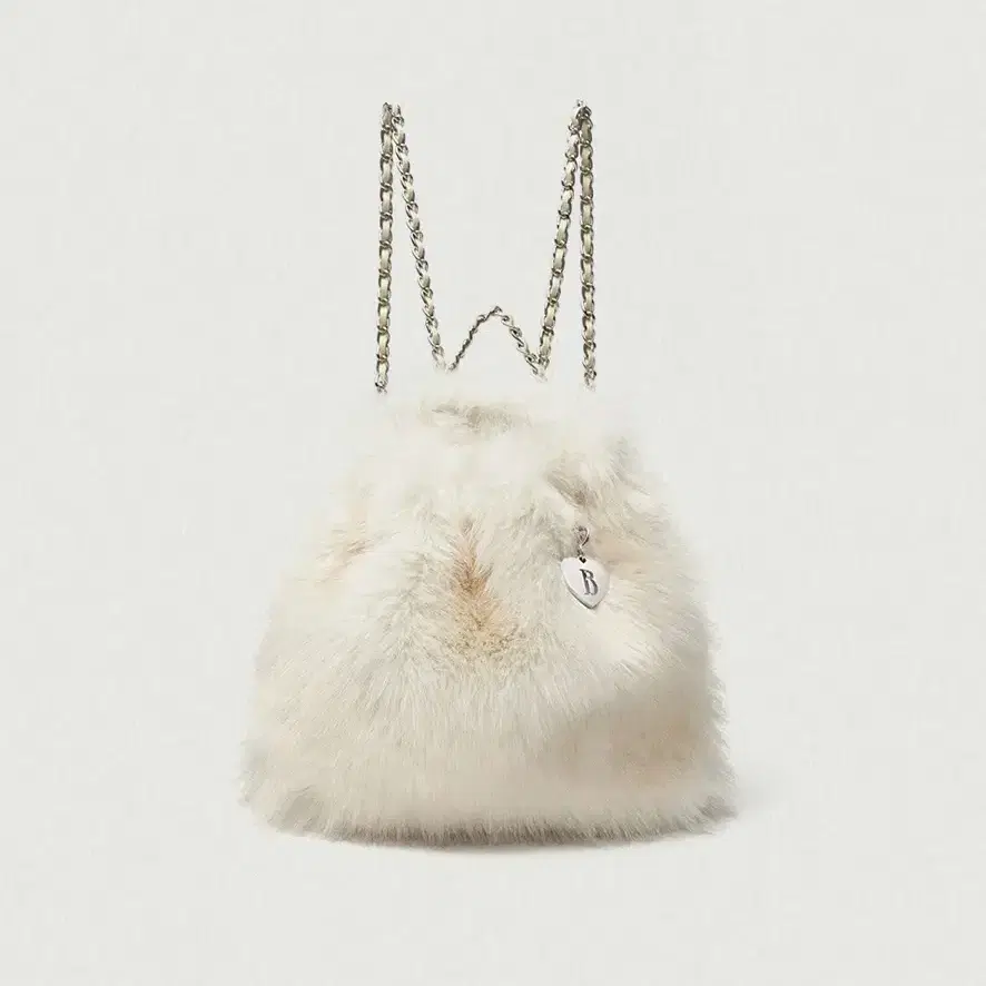 더바넷 퍼 백팩 Ivory Fur Drawstring Backpack