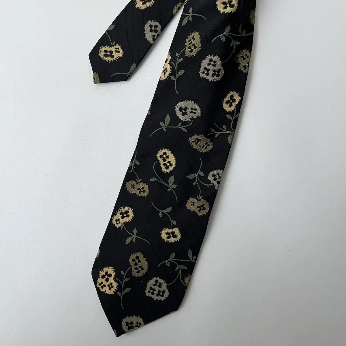 GIORGIO ARMANI 80's cravatte silk tie