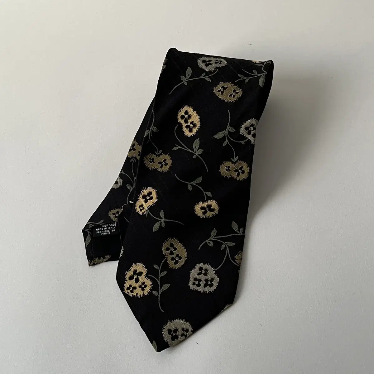 GIORGIO ARMANI 80's cravatte silk tie