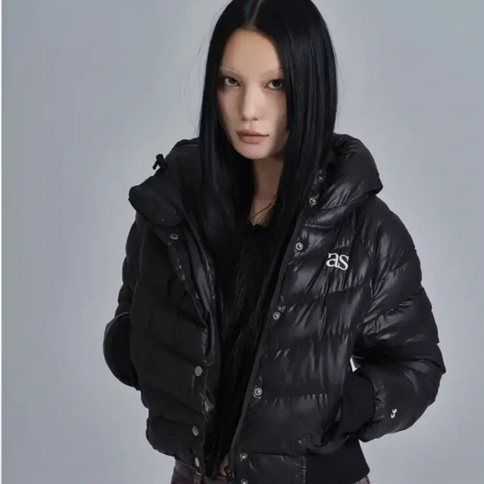 애즈온 SHORT PUFFER JACKET / BLACK