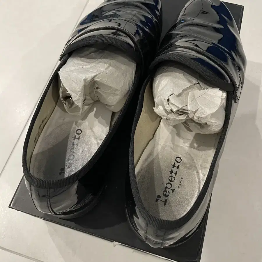 Repetto MICHAEL 페이턴트 로퍼