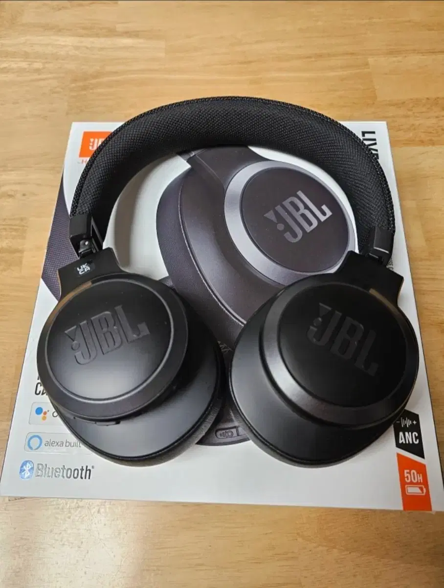 JBL LIVE 660 NC 블루투스 헤드셋