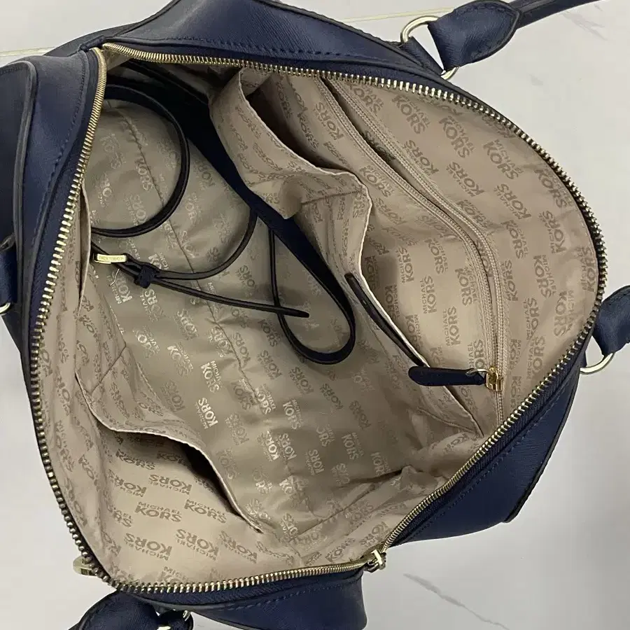 마이클코어스 MICHAEL KORS 가방 NAVY 네이비