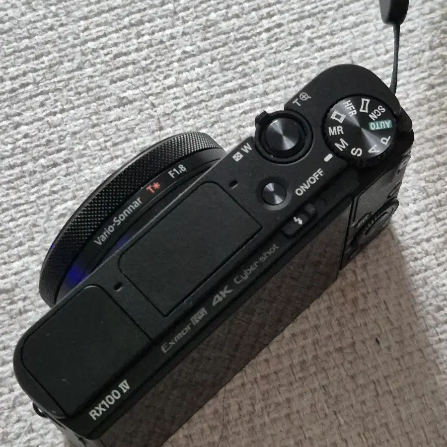 소니 RX100IV M4