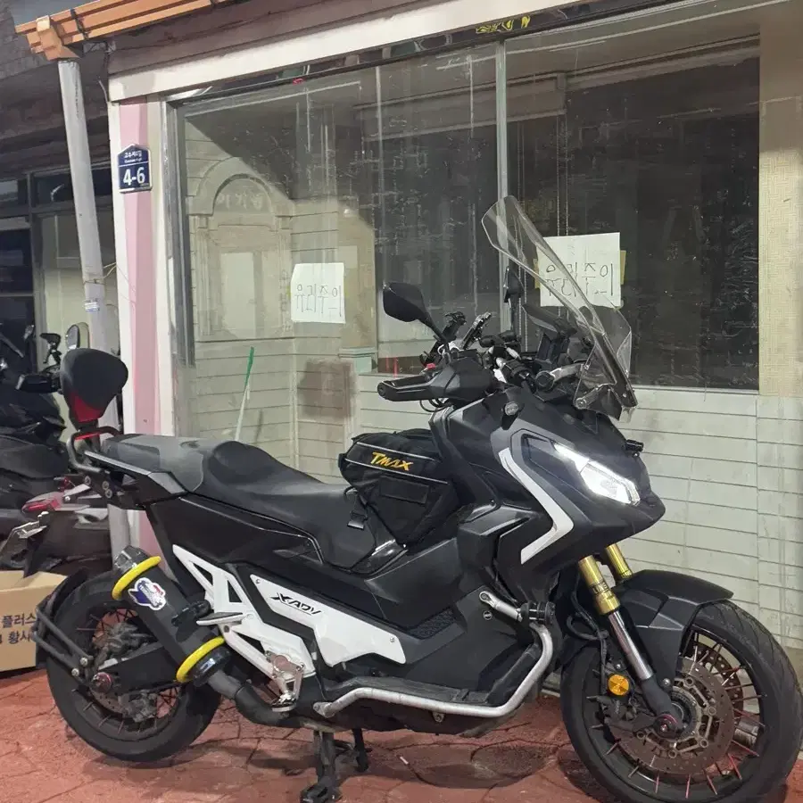 Xadv750 18년식 4만