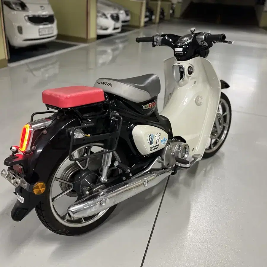 혼다 슈퍼커브 C125 (15000km)