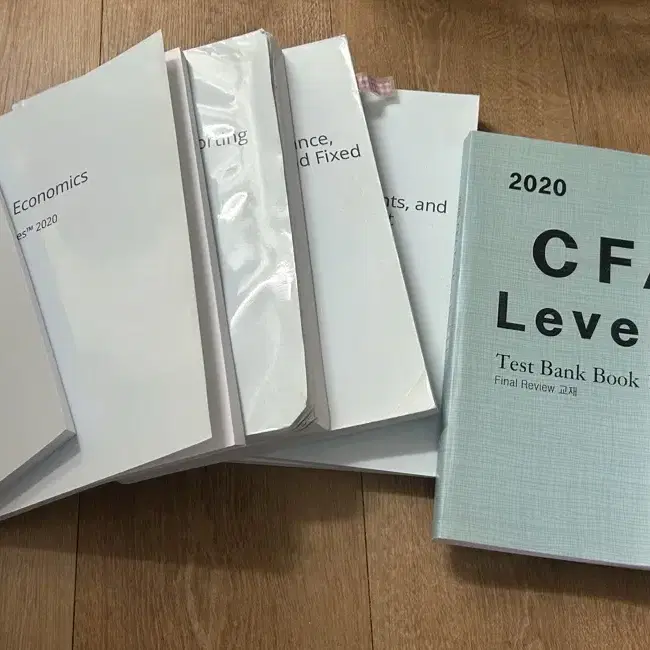 CFA LV레벨1 슈웨이저 교재 전권 (2020) + 테스트뱅크 2권