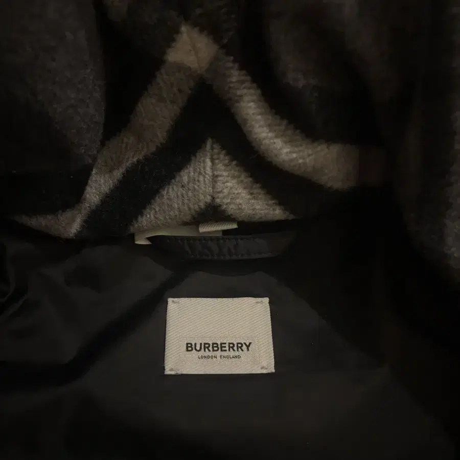 버버리 BURBERRY 패딩/Puffer Jacket