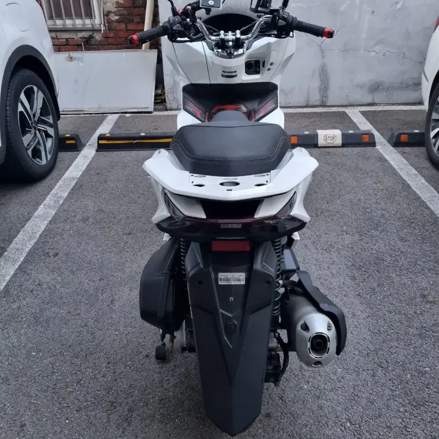 21년식 abs pcx125 짧은키로수 팝니다.