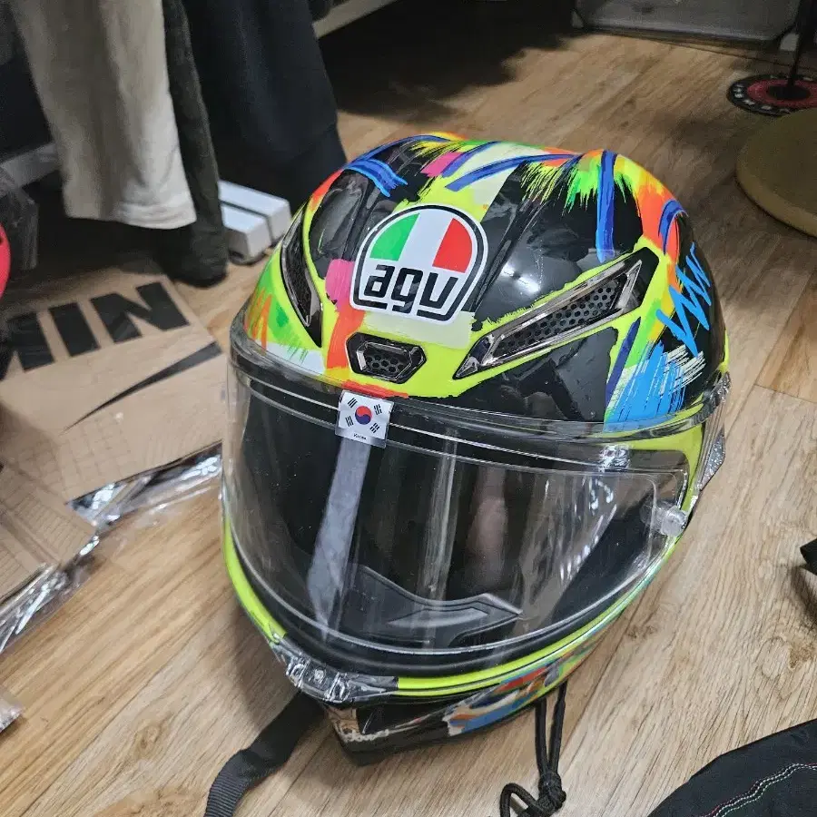 AGV  롯시 파스타  폴페이스 헬멧