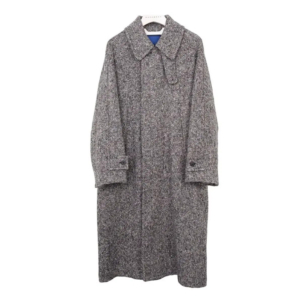 Documentation Donegal Tweed Coat