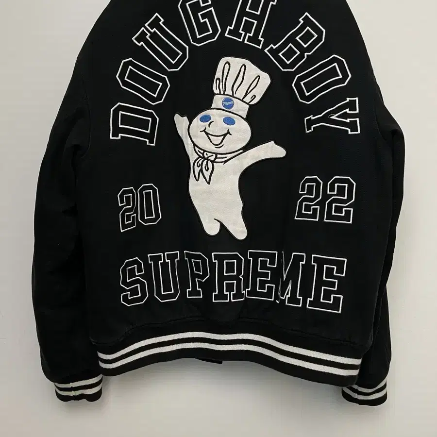 슈프림 도우보이 supreme doughboy