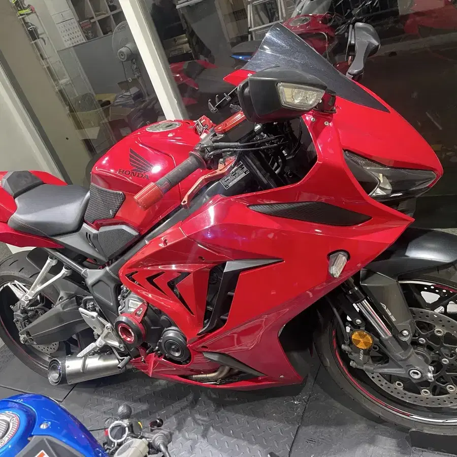 2023 상태좋은 cbr650r 네고가능