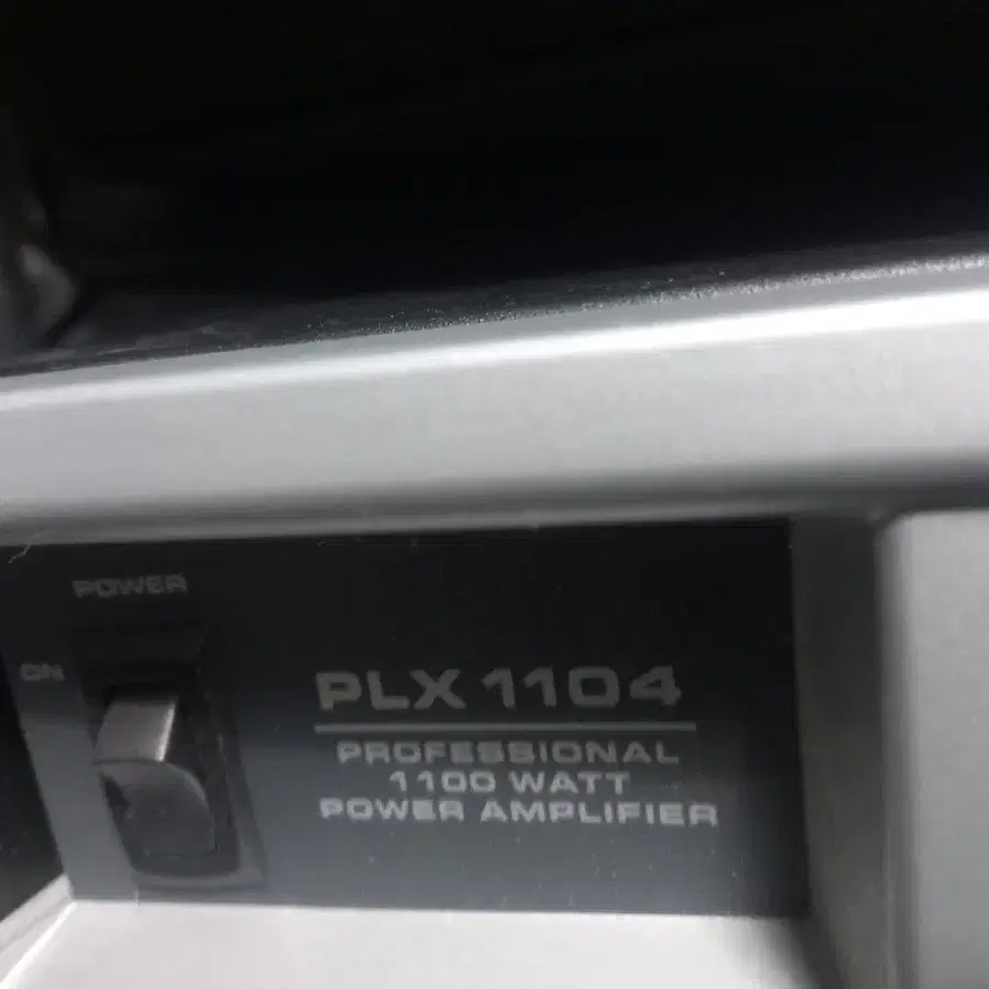 QSC  PLX1104  파워앰프