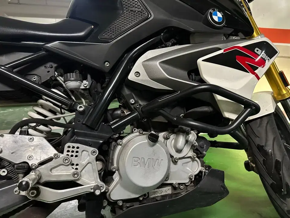 bmw g310r