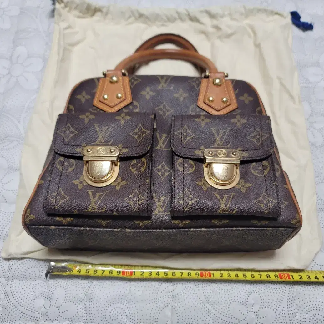 LOUIS VUITTON. 루이뷔통. 맨하탄 PM 토드가방.M40026.