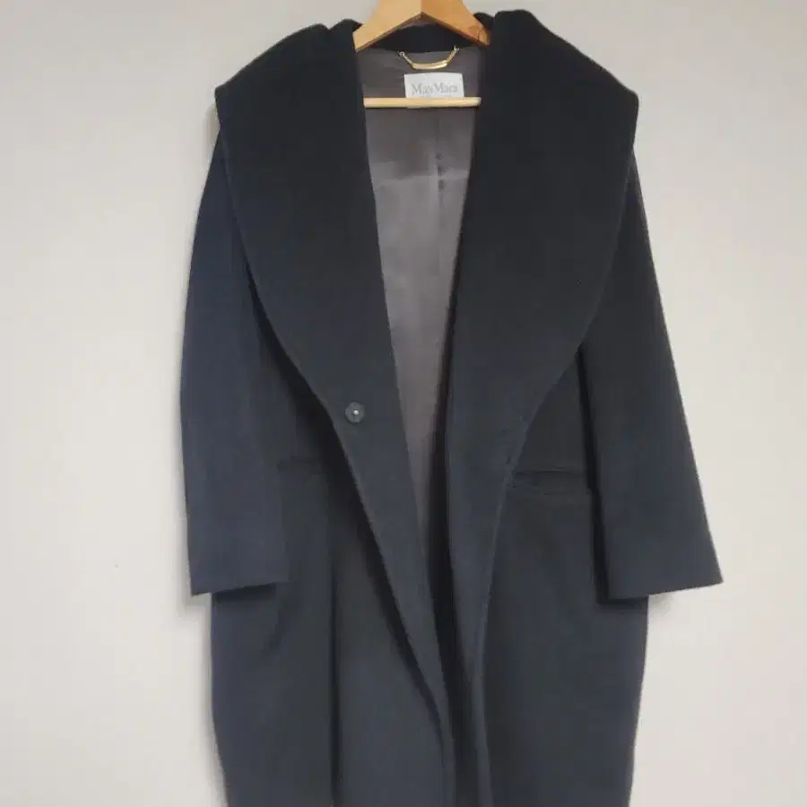 막스마라. MaxMara. 66size