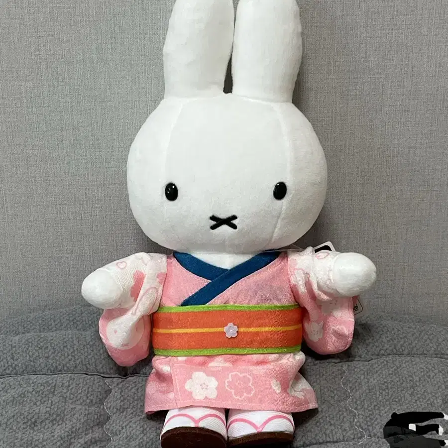 Sold out on Bunjang Global Site.