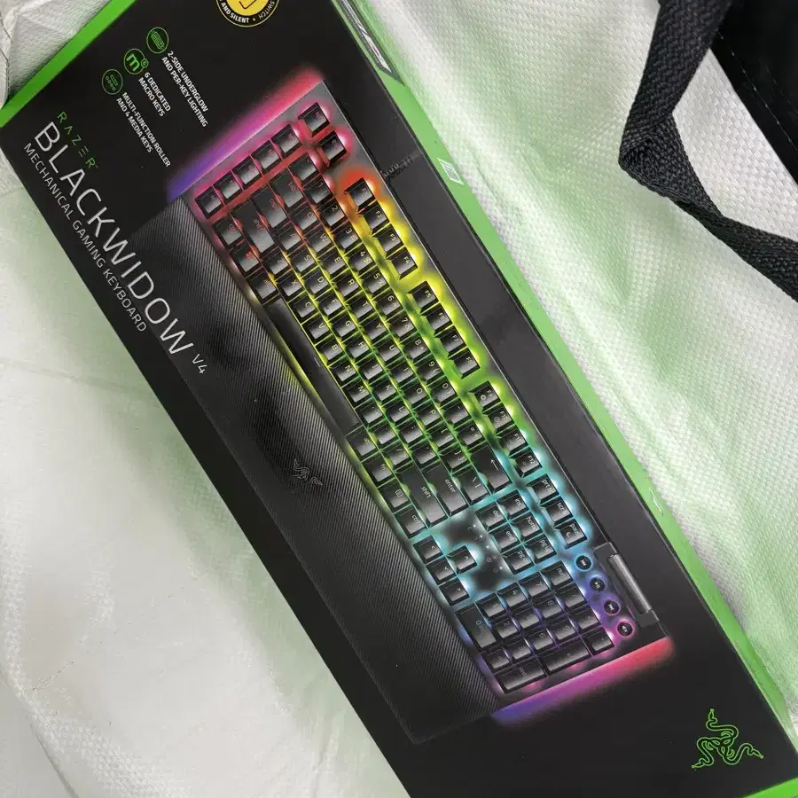 RAZER Blackwidow V4 Linear KR Yellow축 판매