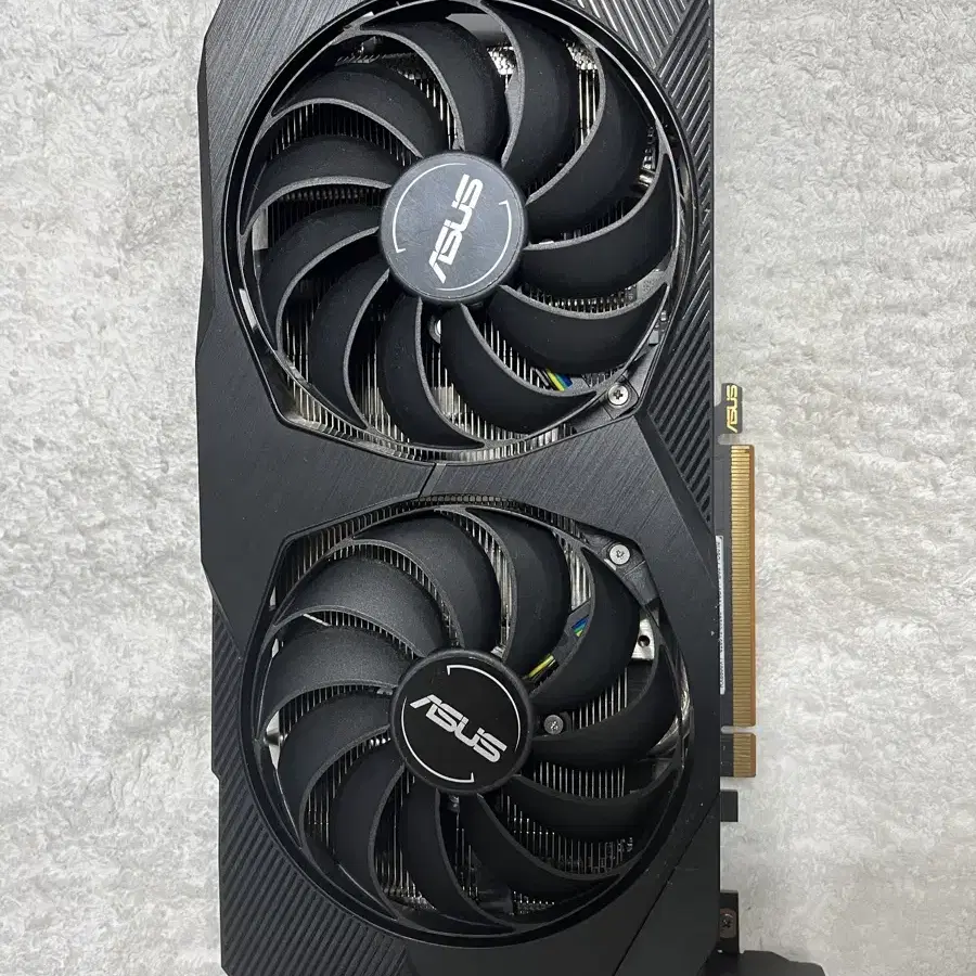 ASUS rx5500xt 8G DUAL fan EVO