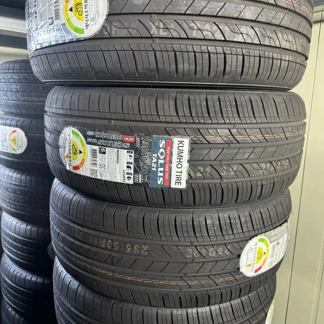 금호타이어TA21 235/50R18 101V