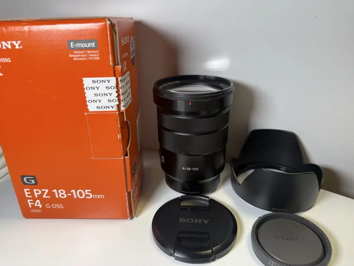 Sony genuine sel18105g 18-105mm f4 zoom lens