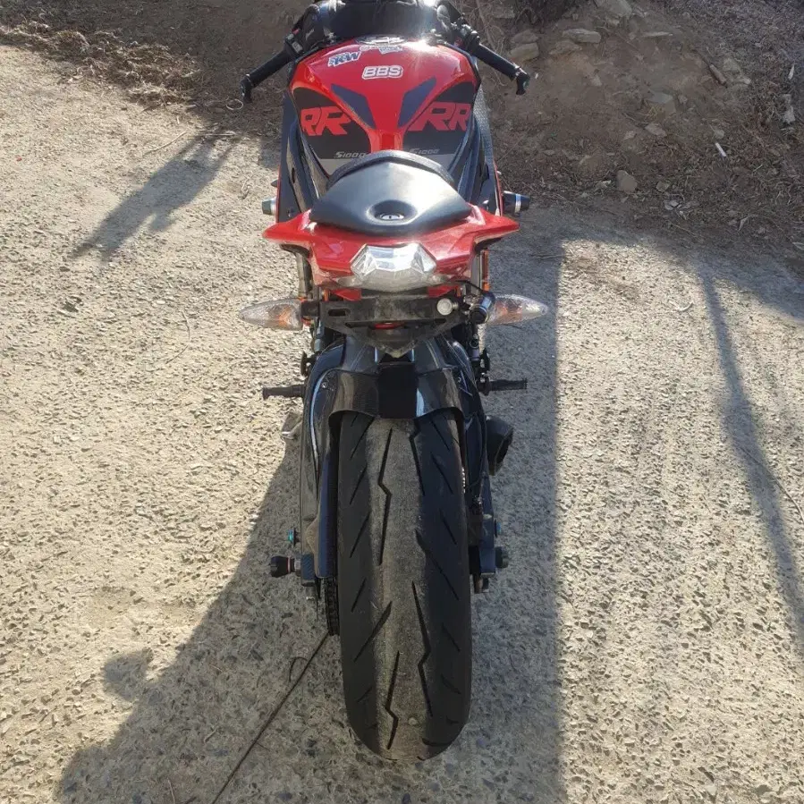 오토바이  s1000r. 1000cc 2013년식