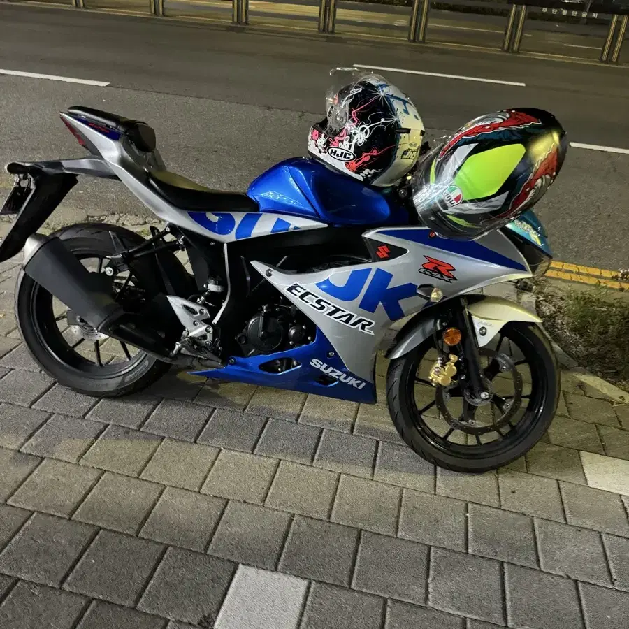 (개인) gsxr125 스페셜카울 판매