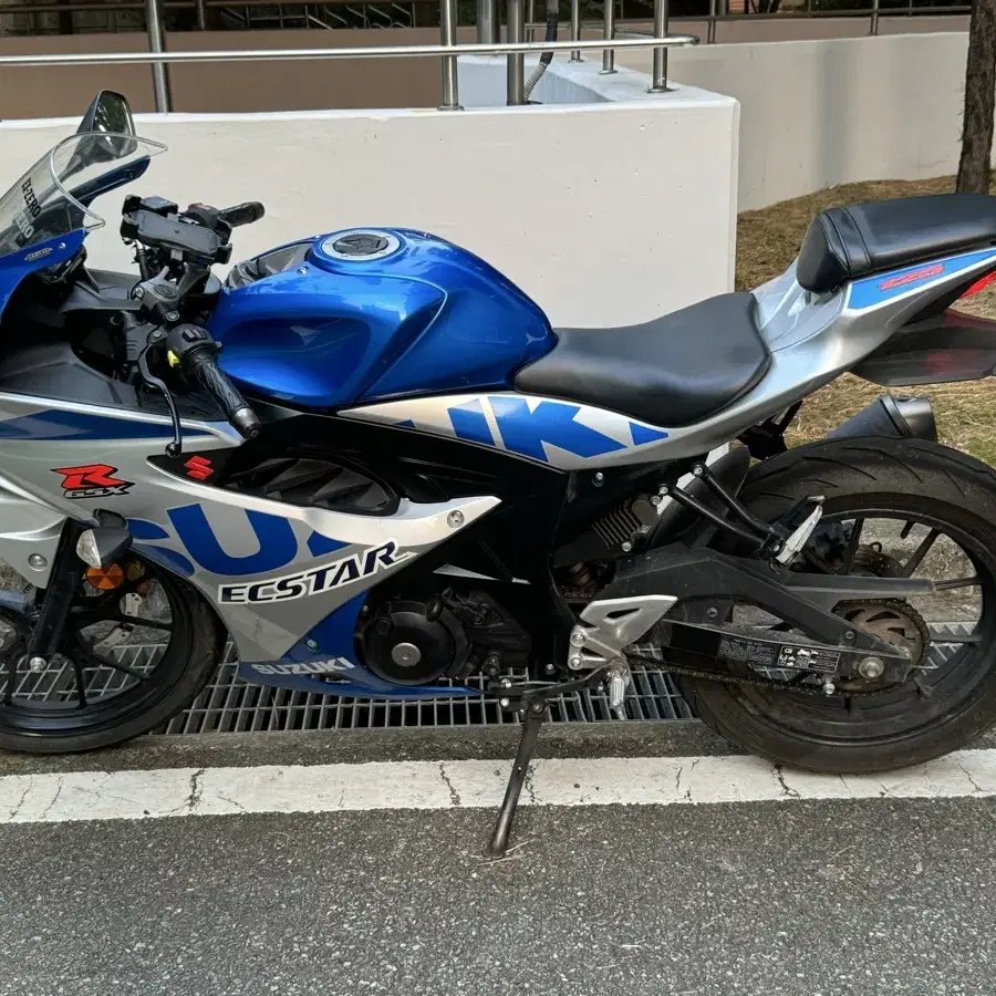 (개인) gsxr125 스페셜카울 판매