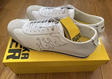오니츠카타이거 멕시코 66 SD white 31cm