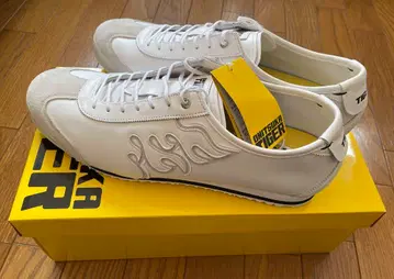 오니츠카타이거 멕시코 66 SD white 31cm
