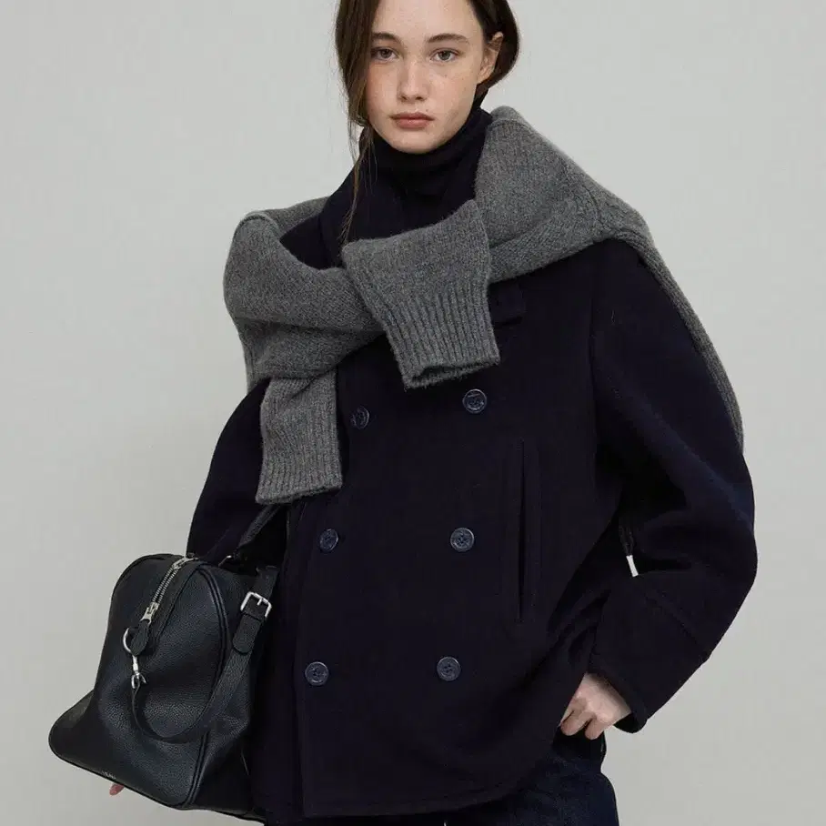 leau Chelsea pea coat 로우 피코트