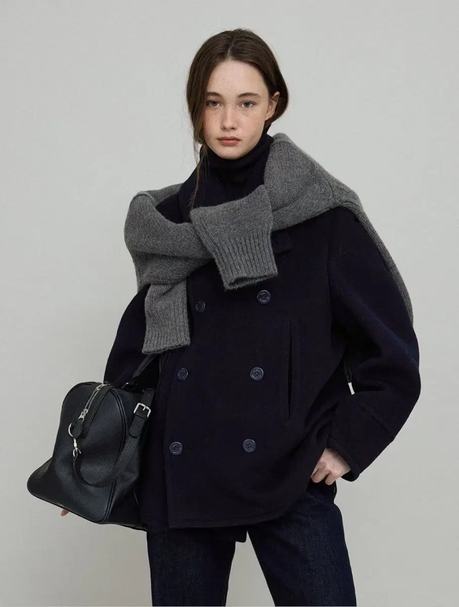 leau Chelsea pea coat 로우 피코트